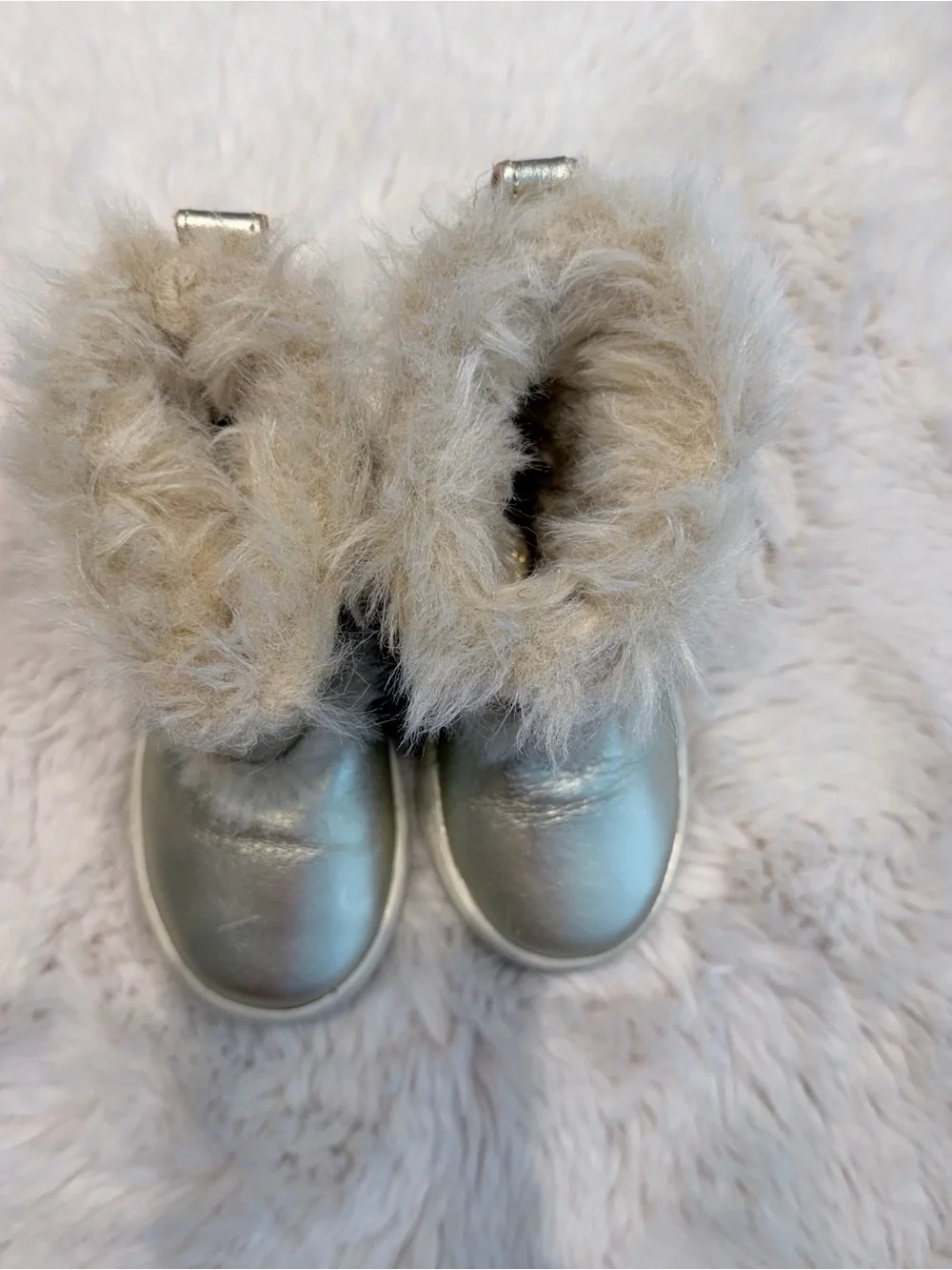 Like NEW Freshly Picked toddler boots. Gold size 6
